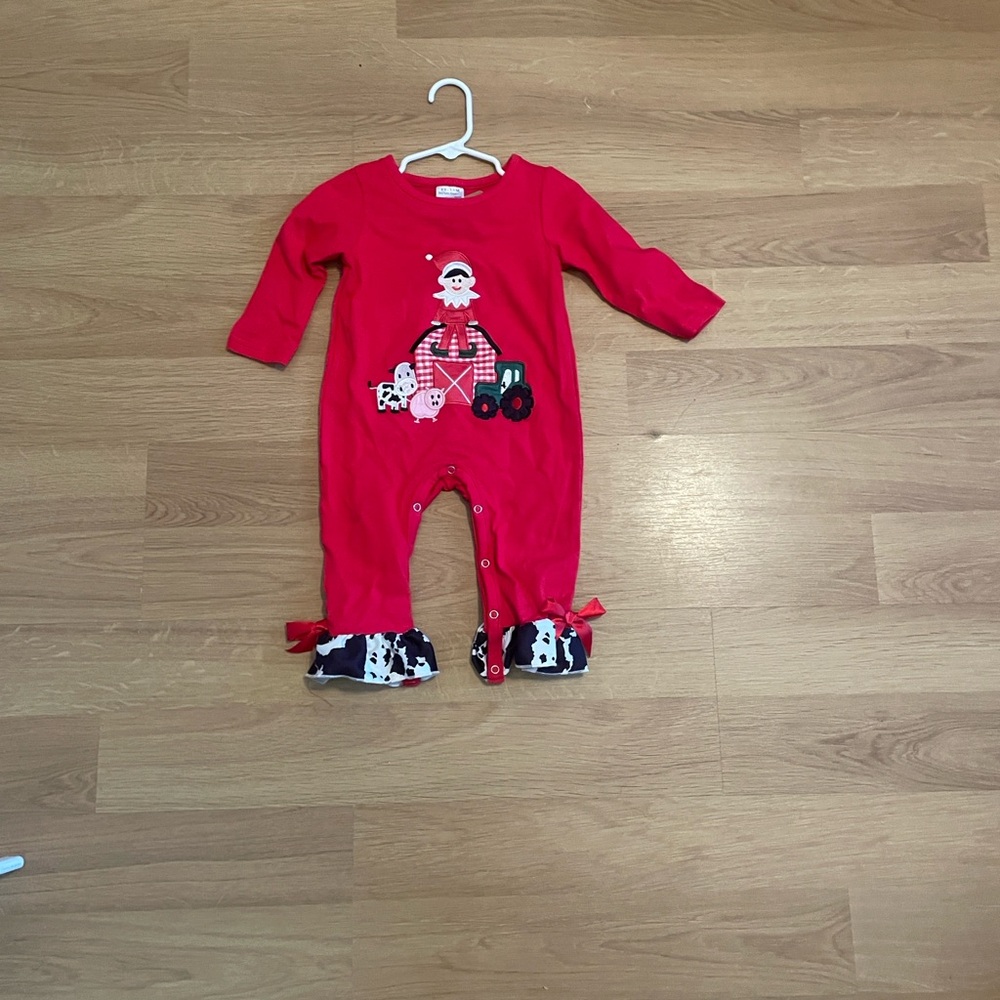 Red Farm-Themed